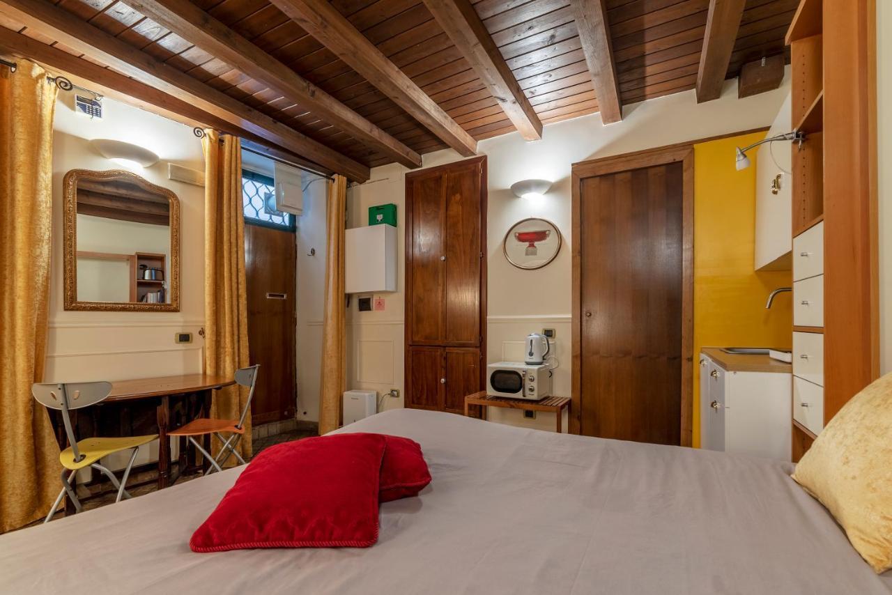 Piazza Navona Cozy And Central Studio ローマ エクステリア 写真