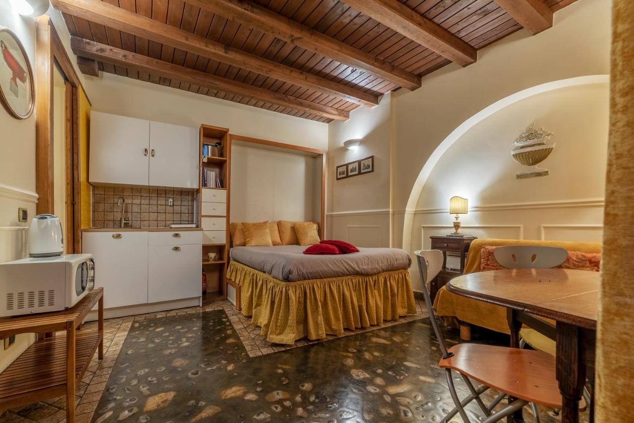 Piazza Navona Cozy And Central Studio ローマ エクステリア 写真